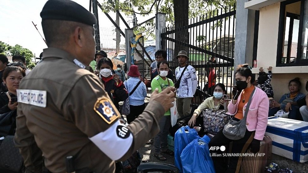 Perbatasan Thailand Ditutup Mendadak, Warga Kamboja Terdampar!