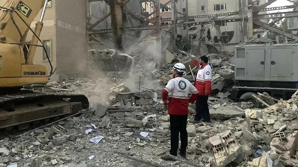 Serangan Kilat Israel Hancurkan Pusat Nuklir Iran?