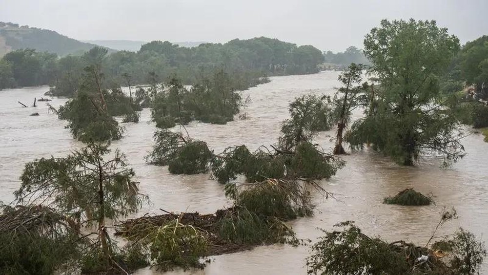 Bencana Texas: Ratusan Orang Hilang Setelah Banjir Dahsyat