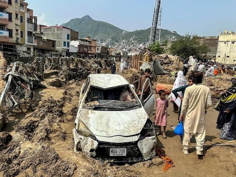 Bencana Pakistan: Angka Korban Tewas Membengkak!