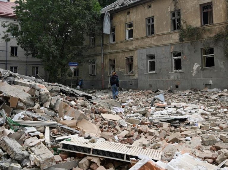Serangan Brutal Rusia: Ratusan Rudal Hantam Ukraina