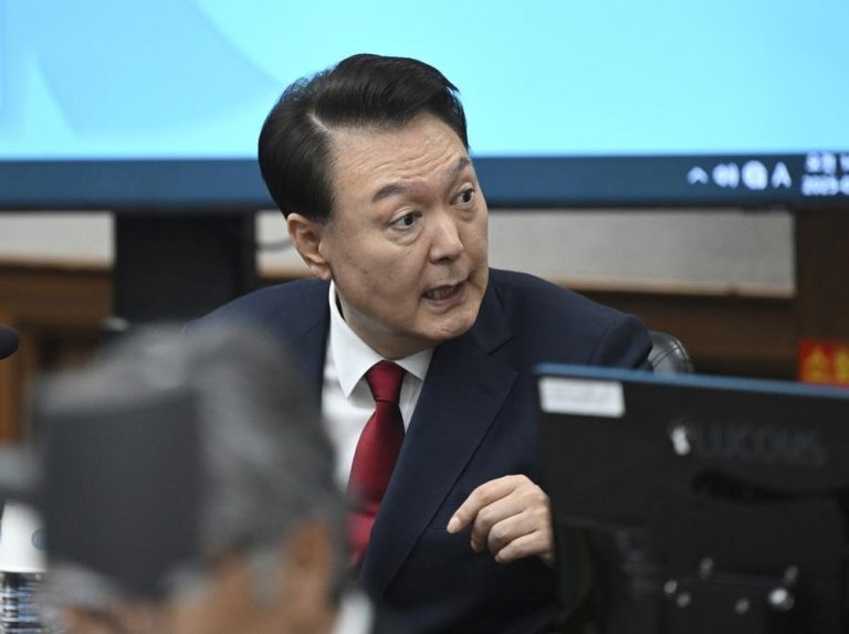 Mantan Ibu Negara Korsel di Penjara!