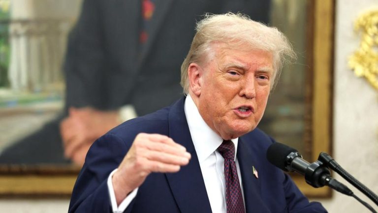 Trump Mau Damaikan Putin dan Zelensky? Ancaman Keras Menggema