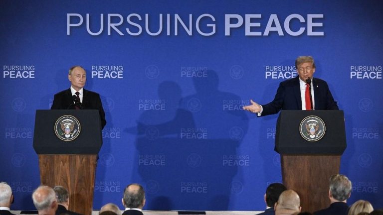 Pertemuan Puncak Tanpa Kesepakatan: Rahasia Trump-Putin di Alaska?