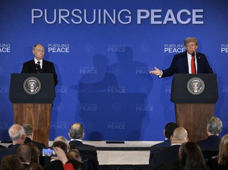 Pertemuan Trump-Putin: Tanpa Kesepakatan, Tapi Ada Janji Lanjutan?