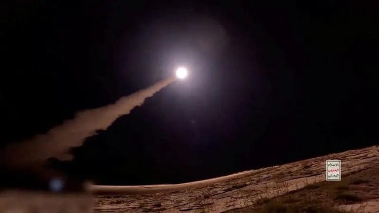 Rudal Houthi Gagal Hantam Israel