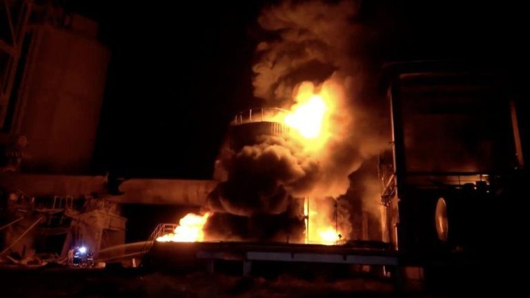 Serangan Udara Mengerikan di Yaman, Korban Berjatuhan!