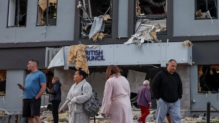 Serangan Brutal Rusia Hancurkan Kyiv