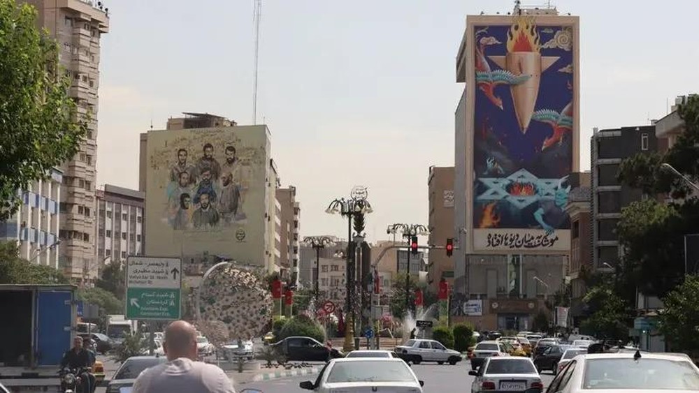 Misteri Gangguan GPS Iran: Benarkah Akibat Drone?