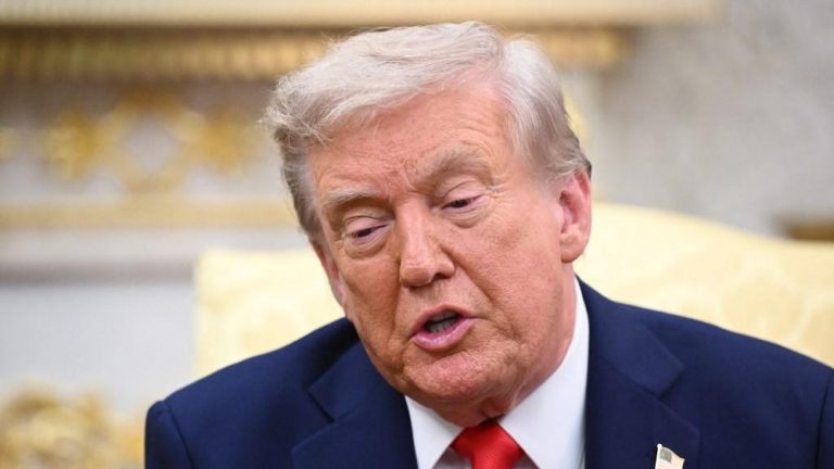 Rahasia Pertemuan Trump-Zelensky: Panggilan Misterius ke Putin!