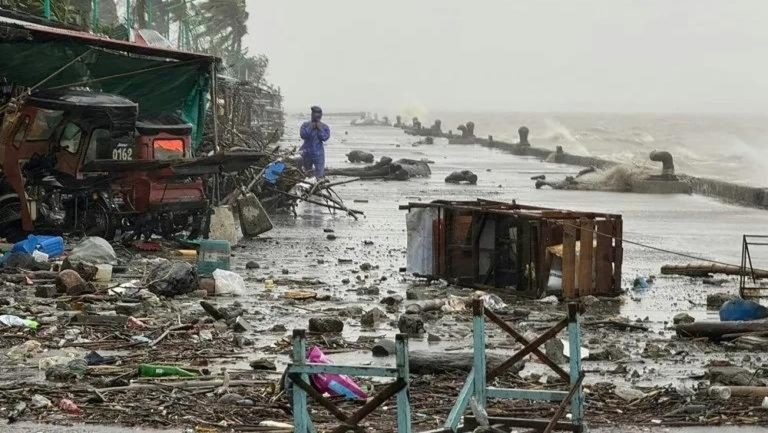 Topan Ragasa: Jutaan Warga China Terdampak Penutupan Kota