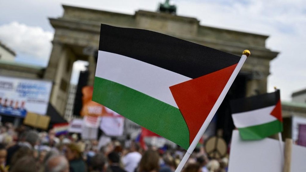 Berlin Mendidih: 12 Ribu Orang Desak Hentikan Pembantaian Gaza!