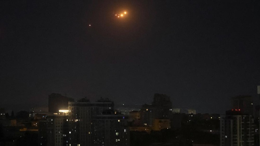 Serangan Brutal Rusia: Ratusan Drone dan Rudal Hujani Ukraina