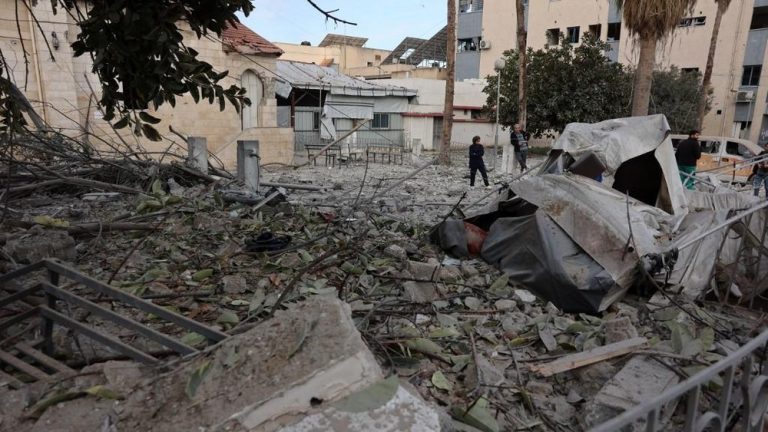Krisis Gaza: Setengah Juta Warga Mengungsi!
