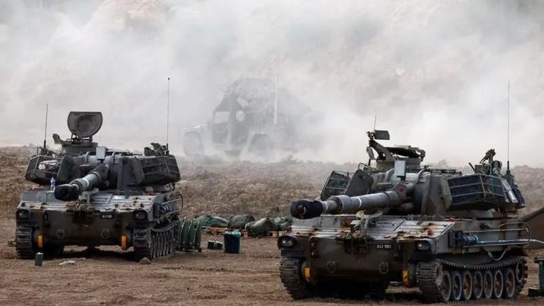 Serangan Darat Israel di Gaza: Kota Terbesar Palestina Terbakar