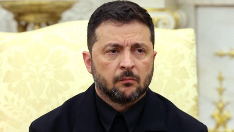 Zelensky Akan Bertemu Trump di Tengah Serangan Rusia yang Mematikan