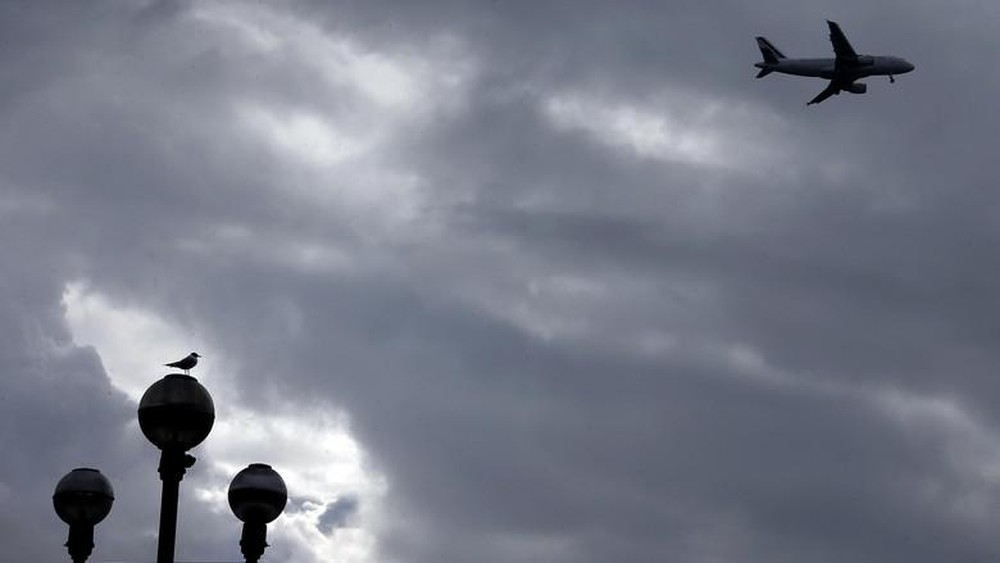 Misteri di Langit Greenland: Pesawat Kanada Hancur, Satu Nyawa Melayang
