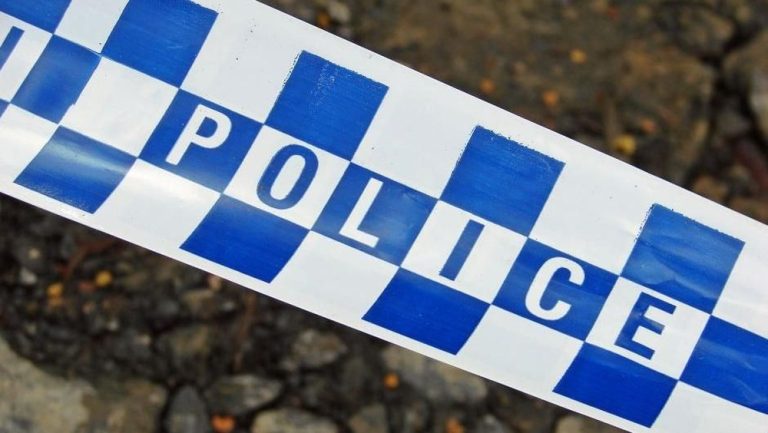 Sydney Mencekam: Pria Bersenjata Lepaskan Ratusan Tembakan, Polisi Bertindak Cepat!
