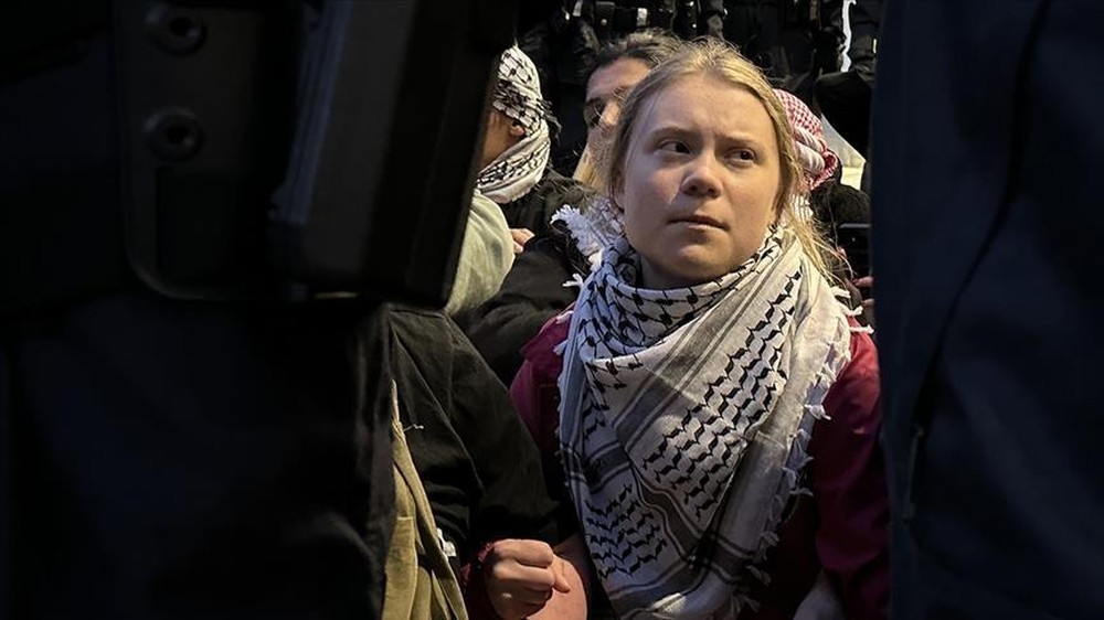 Greta Thunberg: Dari Israel ke Yunani, Ungkap Fakta Mengejutkan Soal Gaza!