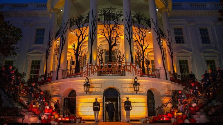 Gedung Putih Berhantu? Intip Tradisi Halloween yang Bikin Penasaran!