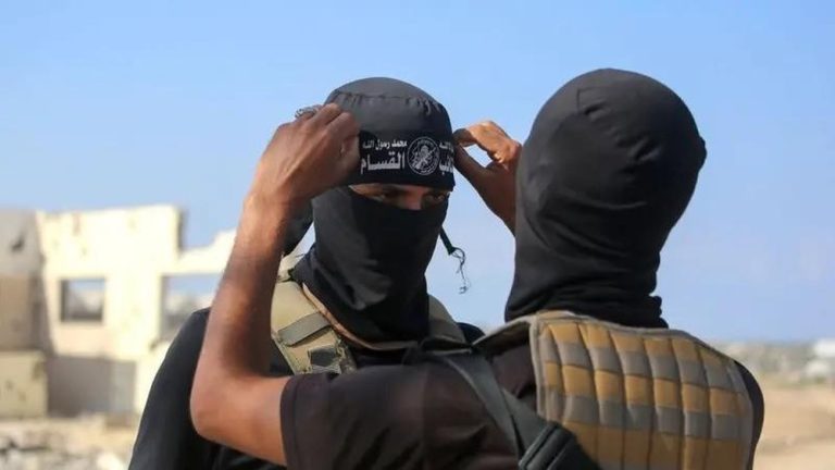 Hamas Hancurkan Kelompok Pengkhianat? Operasi Senyap di Gaza Terungkap! Hamas Hancurkan Kelompok Pengkhianat? Operasi Senyap di Gaza Terungkap!