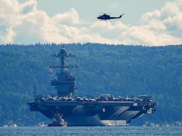 Ketegangan Meningkat! Kapal Induk AS Bergerak ke Amerika Latin, Ada Apa? Ketegangan Meningkat! Kapal Induk AS Bergerak ke Amerika Latin, Ada Apa?