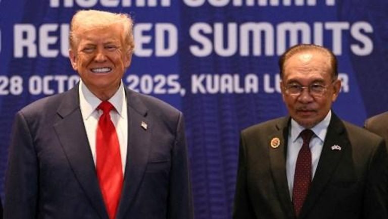 Anwar Ibrahim Sindir Trump: Bedanya Dulu Dipenjara, Sekarang Hampir! Anwar Ibrahim Sindir Trump: Bedanya Dulu Dipenjara, Sekarang Hampir!