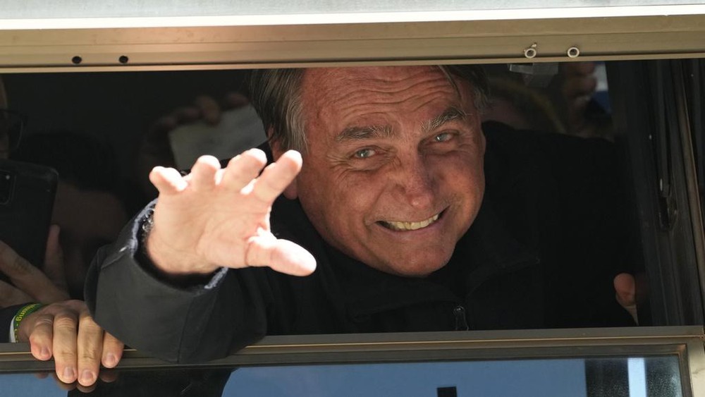 Bolsonaro Tak Terima! Banding Vonis 27 Tahun Penjara?
