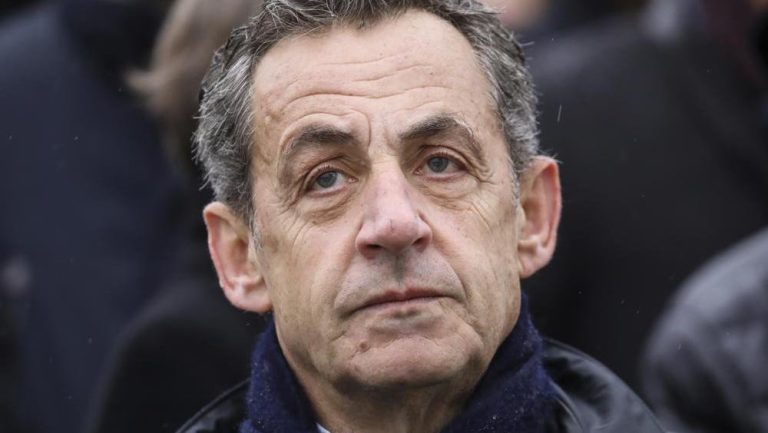 Mantan Presiden Prancis Sarkozy: Jeruji Besi Menanti?