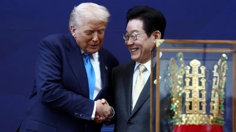 Korsel Bangun Kapal Selam Nuklir? Trump Beri Kejutan!