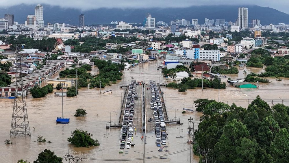Thailand Berduka: Korban Banjir Melonjak, Ratusan Nyawa Melayang