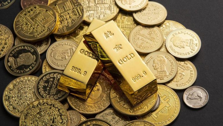Geger! Gali Kolam Renang, Pria Ini Justru Temukan Emas Batangan Senilai Miliaran Rupiah