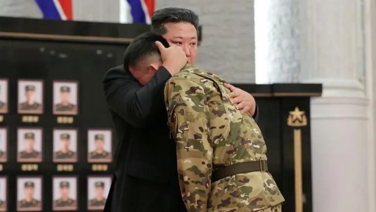 Rahasia di Balik Perbatasan: Ribuan Tentara Korut Bergerak ke Rusia?