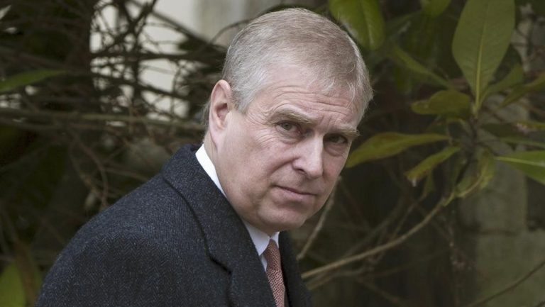 Skandal Epstein Memanas, Raja Charles Resmi Lengserkan Pangeran Andrew! Skandal Epstein Memanas, Raja Charles Resmi Lengserkan Pangeran Andrew!