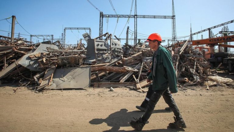 Ukraina Merana, Serangan Rusia Lumpuhkan Energi, Korban Berjatuhan Ukraina Merana, Serangan Rusia Lumpuhkan Energi, Korban Berjatuhan