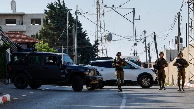 Tragedi Tepi Barat: Warga Israel Tewas, Dua Remaja Palestina Ditembak Mati