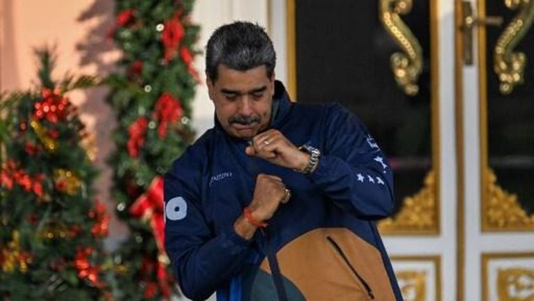 Maduro Sindir Trump dengan Joget Kocak: Perang? Jangan Gila!