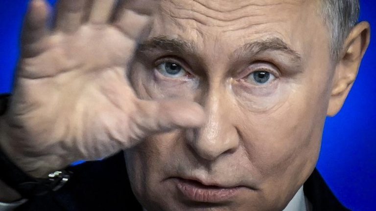 Rusia Klaim Kemenangan Putin Kirim Pesan Menegangkan