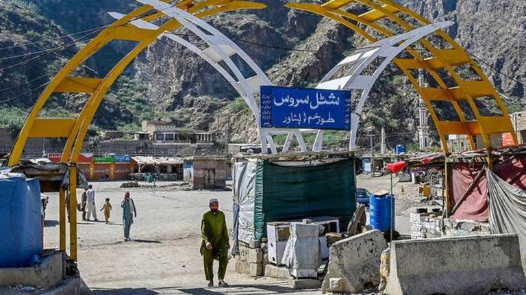 Tegang! Perbatasan Afghanistan-Pakistan Kembali Berdarah