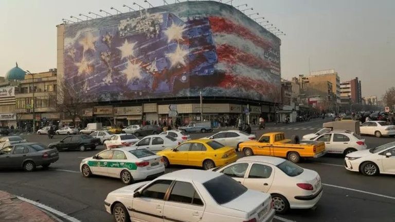 Armada AS Dekati Iran Peringatan Keras Iran Akankah Terulang Kisah Maduro
