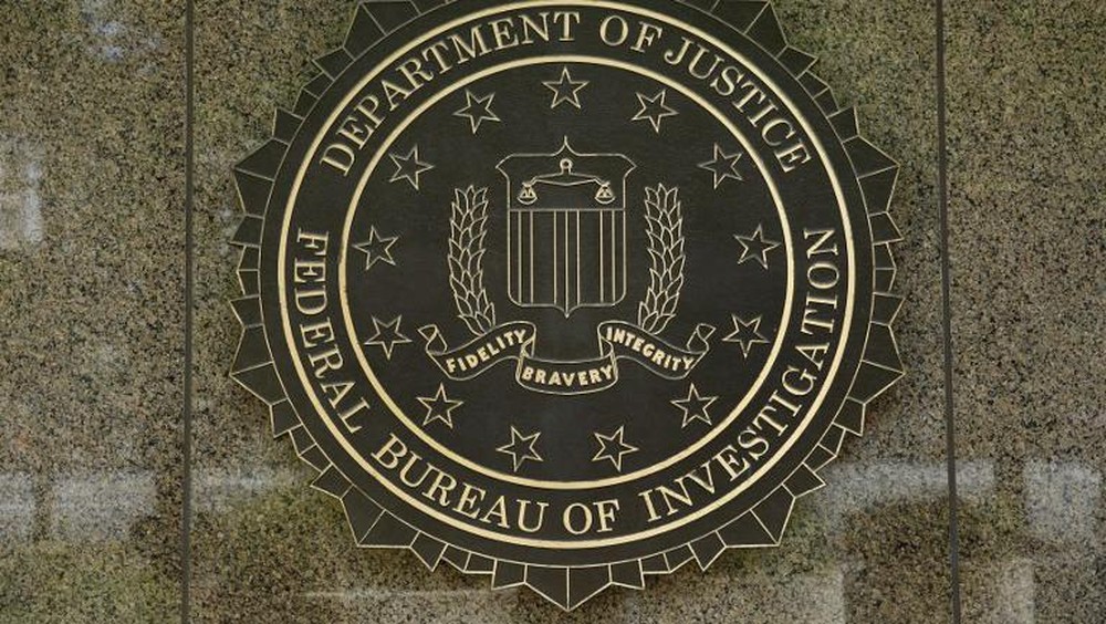 Mengejutkan FBI Pecat Agen Terkait Dokumen Trump