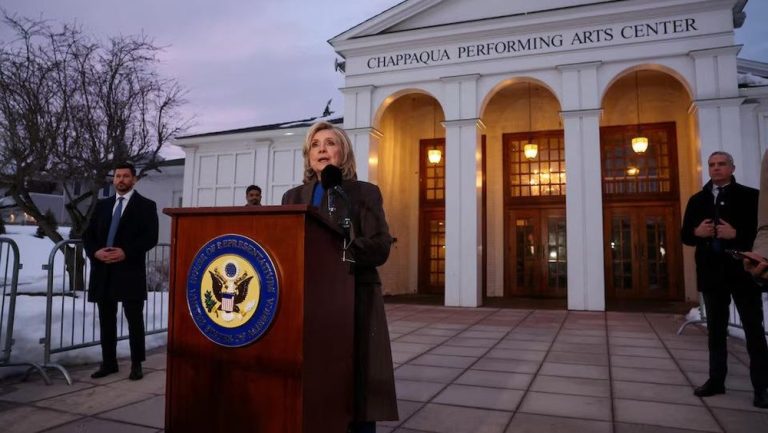 Pengakuan Hillary Clinton Soal Epstein Mengejutkan Pengakuan Hillary Clinton Soal Epstein Mengejutkan