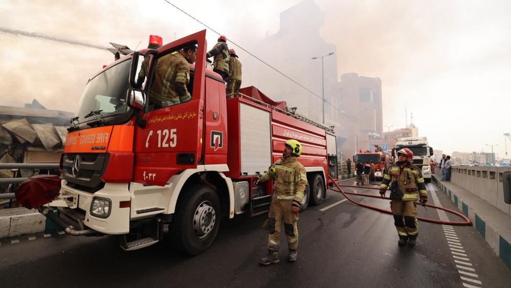 Api Misterius Landa Barak Militer Iran