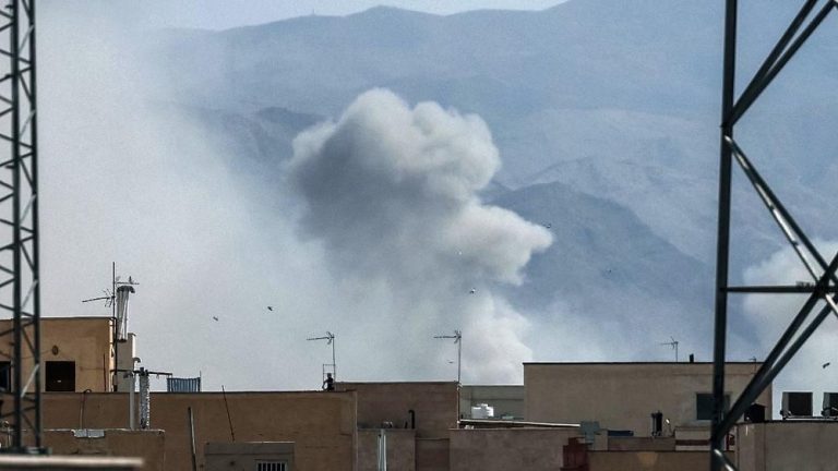 Teheran Membara Tokoh Penting Jadi Sasaran