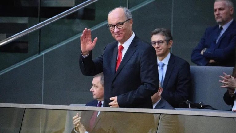 Dubes AS Boikot Ketua Parlemen Polandia