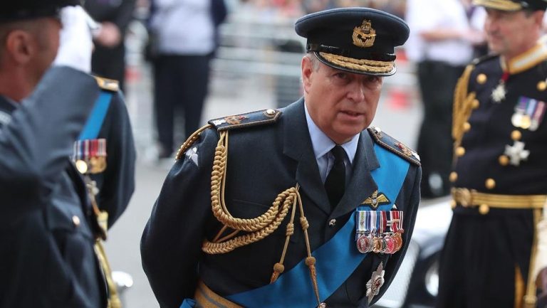 Andrew Ditangkap Keluarga Korban Epstein Buka Suara