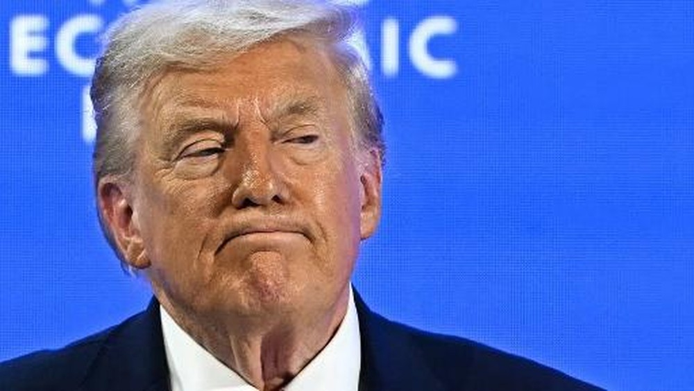 Trump Angkat Bicara Penangkapan Pangeran Andrew Memalukan