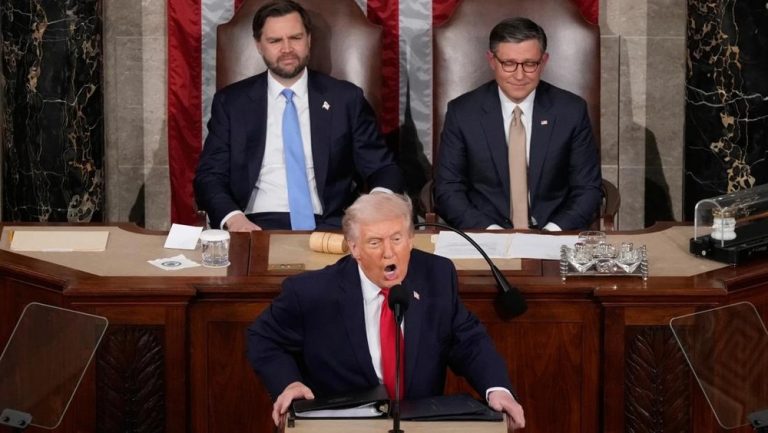 Dunia Bergetar Trump Murka Rusia Menyerang Iran Bersumpah Dunia Bergetar Trump Murka Rusia Menyerang Iran Bersumpah