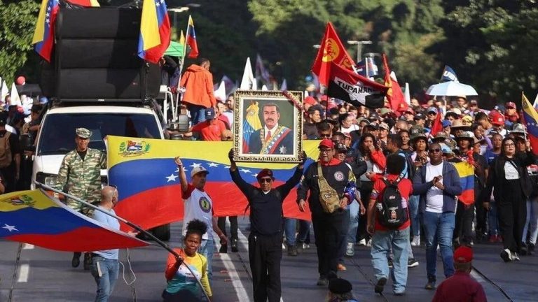 Krisis Venezuela Ribuan Warga Tuntut Pembebasan Maduro