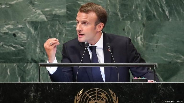 Macron Bergerak Kapal Induk Menuju Titik Panas